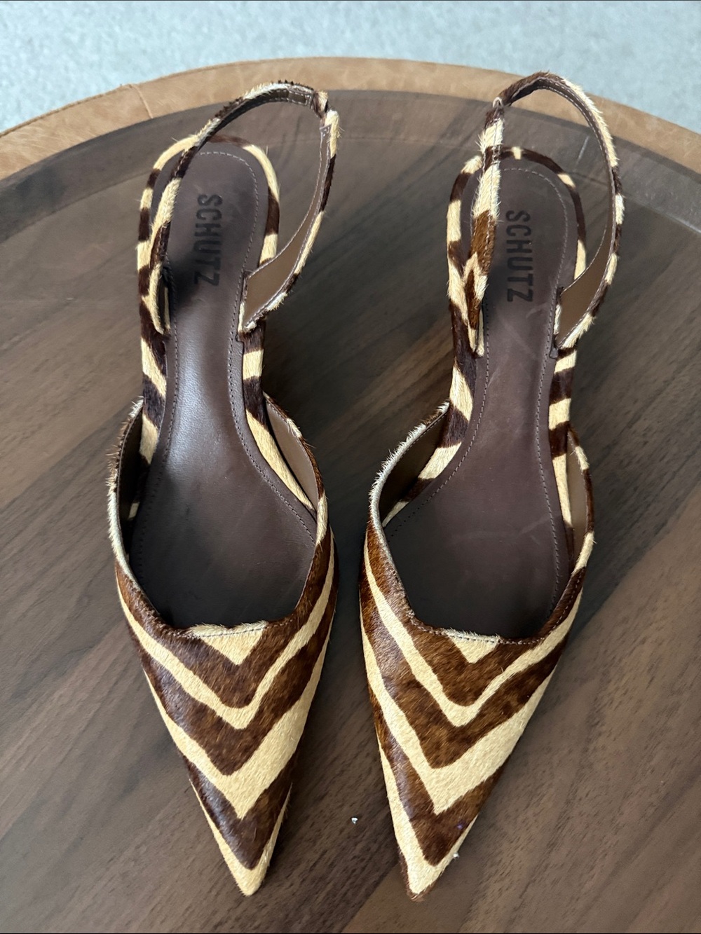 NEVER WORN: SCHUTZ Paola - Brown and Cream Zebra-Print Slingback Pointed Pumps - Picture 3 of 5